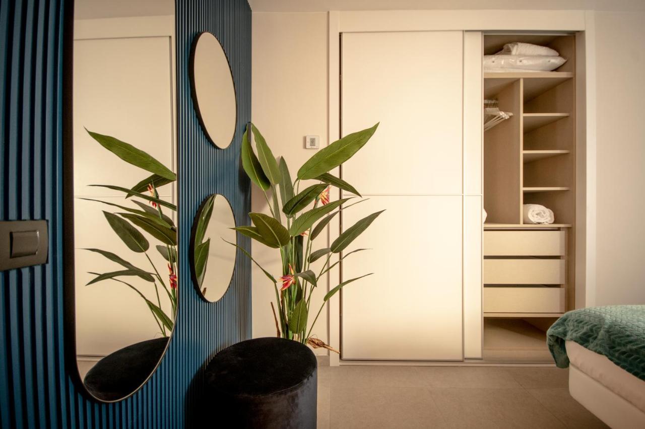 Vv Luxury Tropical Blue "By Henrypole Home" 라스팔마스 외부 사진